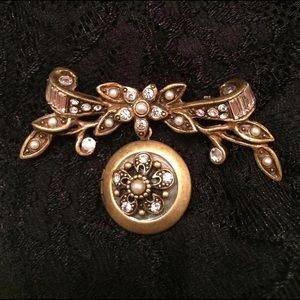 Nostalgic Sweet Romance Locket Pin